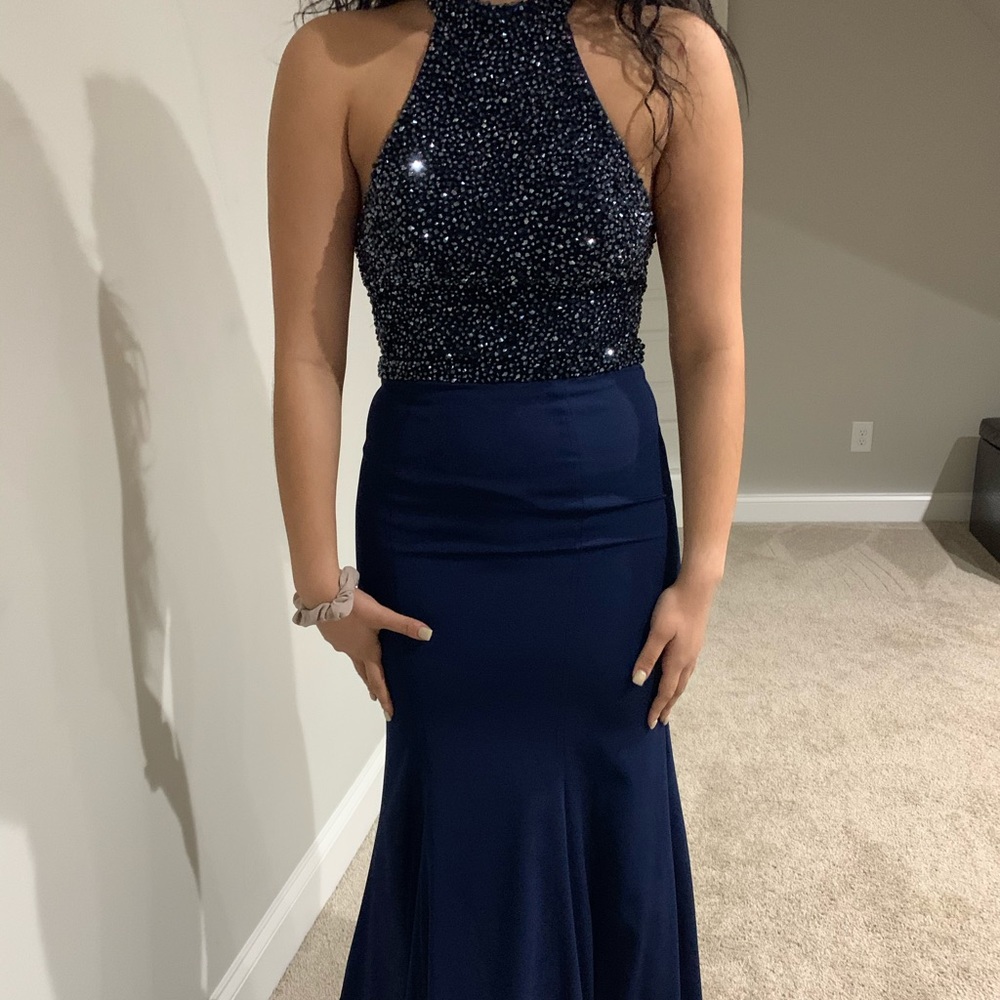 Blush brand prom dress